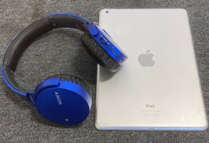 Apple iPad & Sony Wireless Headphones