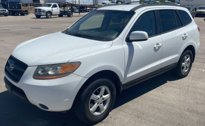 2008 Hyundai Santa Fe - AWD!