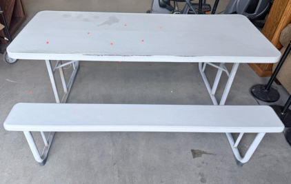 (1) Plastic & Metal Picnic Table