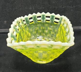 Vintage Fenton Vaseline/Uranium Glass Basketweave Dish