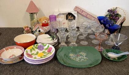Various Martini Glasses, Champagne Glasses, Bowls And More !!