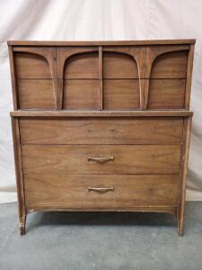 5 Drawer Vintage Dresser 40" X 46" X 19"