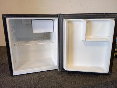 Hisense Mini Fridge 17" X 18" X 20"