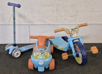 Bluey Outdoor Fun! Scooter, Big Wheel, And Keepy Uppy Ride-On!