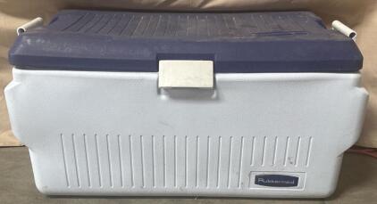 RubberMaid Cooler H 1&rsquo; 4&rdquo; W 2&rsquo; 6.5&rdquo; L 1&rsquo; 5.5&rdquo;