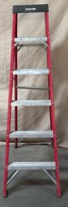 Husky Red Ladder H 5&rsquo; 8&rdquo;