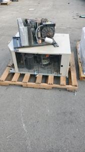 Top-Mount Refrigeration System And Copeland Condensing Unit