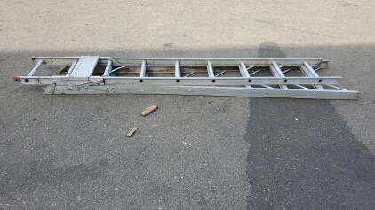 Aluminum Extension Ladder<br/>