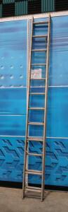 Approx. 28' Metal Sliding Extension Ladder