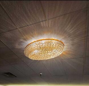 OFFSITE GREAT WALL RESTAURANT -- 3'3"x 2' Oval Shaped Ceiling Crystal Light Fixture