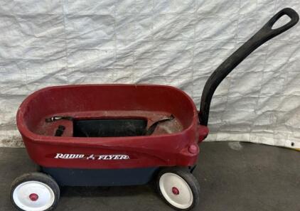 Vintage Radio Flyer Wagon / 18&rdquo; L x 31&rdquo; W x 16&rdquo; H
