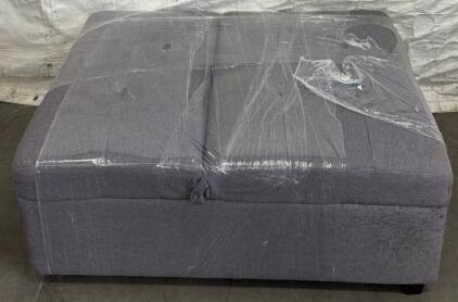 Modern Gray Ottoman / 31&rdquo; L x 44&rdquo; W x 14&rdquo; H