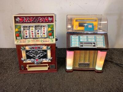 Vintage Thomas Collector's Edition Radio And Cassette Jukebox, Vintage Style Novelty Slot Machine But Functions As An AM/FM Radio And Cassette Player