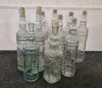 (10) Beautiful Glass Bottles, Great For Crafts And Home Decor