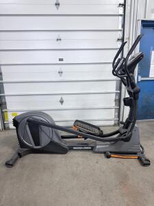 (1) NordicTrack E7.7 Power Incline Machine