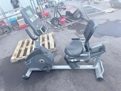 (1) Nautilus Excercise Bike Machine