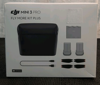 (1) DJI Mini 3 PRO Fly More Kit Plus