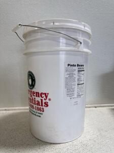 (1) Emergency Essentials 41lbs (19kg) Pinto Beans