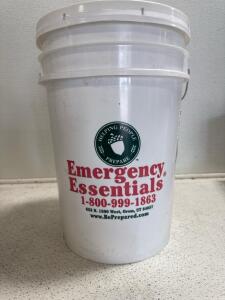 (1) Emergency Essentials 41lbs (19kg) Black Beans
