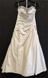 Gorgeous Wedding Dress From Bliss Boutique (Size 12)