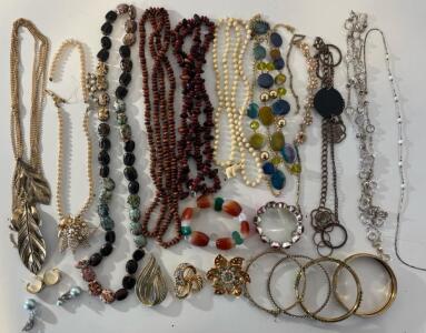 Jewelry Including (11) Necklaces, (6)Bracelets, (2) Earrings & (3) Broaches