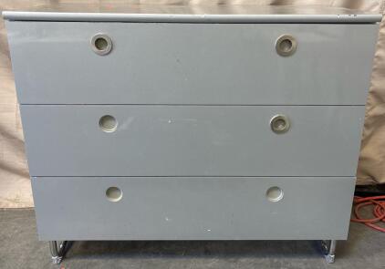 Metal-Like Cabinet H 2&rsquo; 6&rdquo; W 2&rsquo; 11.5&rdquo; L 1&rsquo; 4&rdquo;