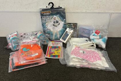 (4) Kids Shirts, (2) Pillow Cases And (1) Duvet Cover Of Paris, (3) Harry Potter Pillow Cases, And More