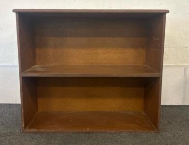 (1) Wooden Bookshelf