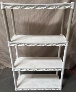 Plastic White Shelf H 4&rsquo; 10&rdquo; W 2&rsquo; 10&rdquo; L 1&rsquo; 2&rdquo;
