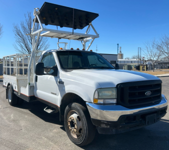 2003 FORD F-550