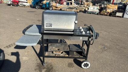 Really Nice Weber 3 Burner Grill