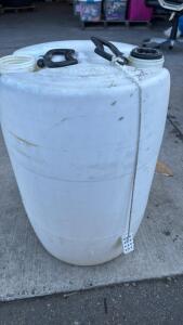 White Barrel 22.5&rdquo; Tall x 15&rdquo; Round
