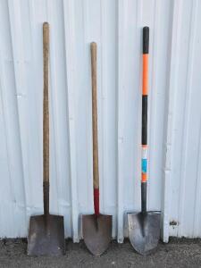 (2) Spade & (1) Square Head Shovels
