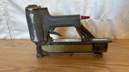 Senco Model PW Air Stapler