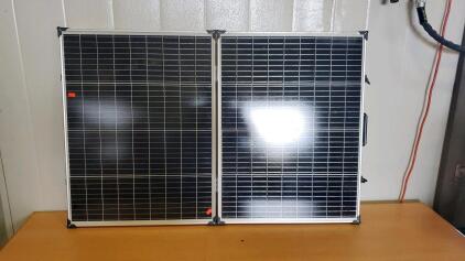 (1) Foldable 4Patriots Brand 100W Solar Panel