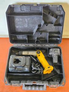 DeWalt DW920 Cordless 7.2v 2-Position Screwdriver w/ Battery, Charger & Carry Case