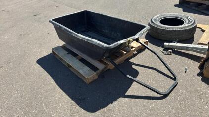 Husky 5&rsquo; Long Snow Tow Sled