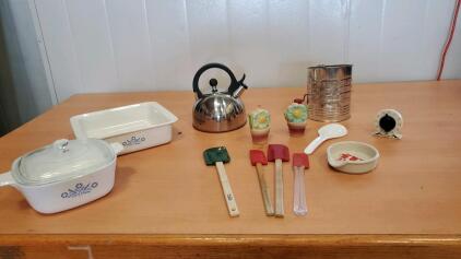 Assorted Kitchenware