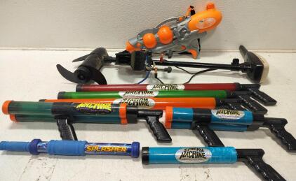 Minn Kota Trolling Motor, Assorted water Guns