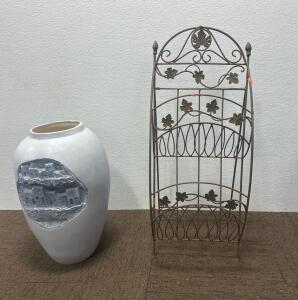 (1)21&rdquo;x13&rdquo; Hill Top Casita Comanche Land<br/>Pottery Vase (1) Magazine rack