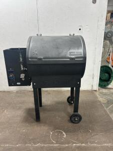 (1) Camp Chef Smoker Grill