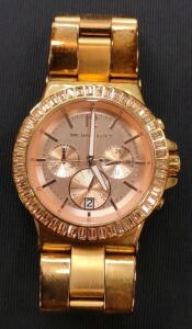 (1) Gold Michael Kors Women's Wrist Watch