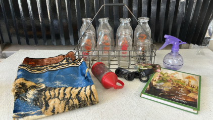 (2)Wall Tapasry Made In Italy (1)Small Ratchet Strap (8)Glass Milk Bottle Decor (1) Milk Bottle Basket (1)Car Wiring Harness & More