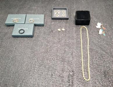 (10) Pieces Of Assorted Cosmetic Jewelry, (1) Necklace, (4) Pairs Of Earrings, (3) Rings & (2) Enamled Cat Pins