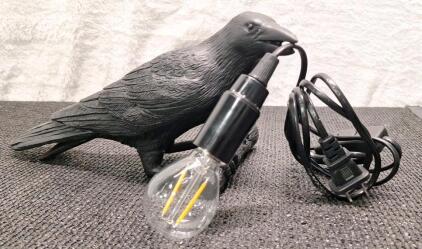 Crow Wall Lamp, Unique Gothic Raven Birds Wall Sconce Light for Bedside Bedroom Living Room Farmhouse Decor, W/ Bulb