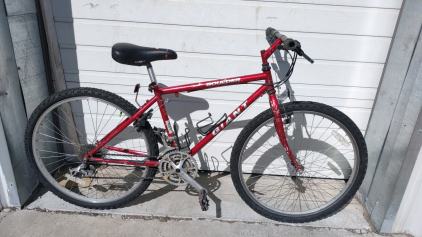 26" Giant Boulder (Red) Bike