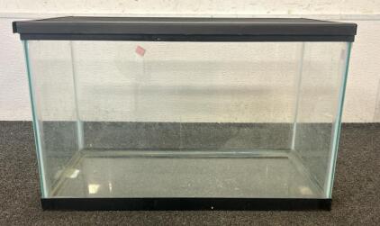(1) Glass Tank