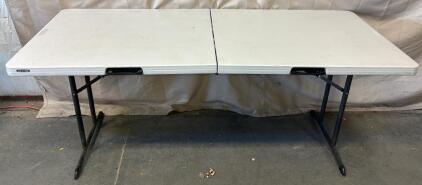 Plastic Lifetime Folding Table / 72&rdquo; L x 30&rdquo; W x 29&rdquo; H