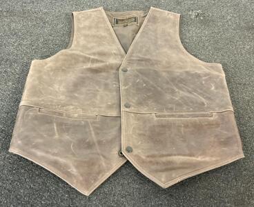(1) Coronado Leather Co. Leather Jacket Size 44