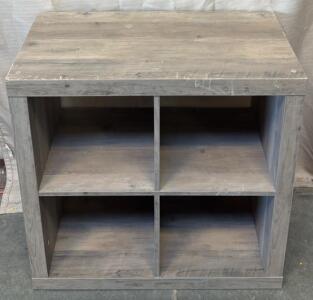 Wooden Cubby Unit / 15.5&rdquo; L x 31&rdquo; W x 31&rdquo; H